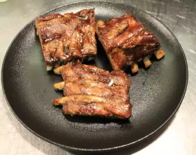 Ribs laqué sauce barbecue - Le Chaudron 66